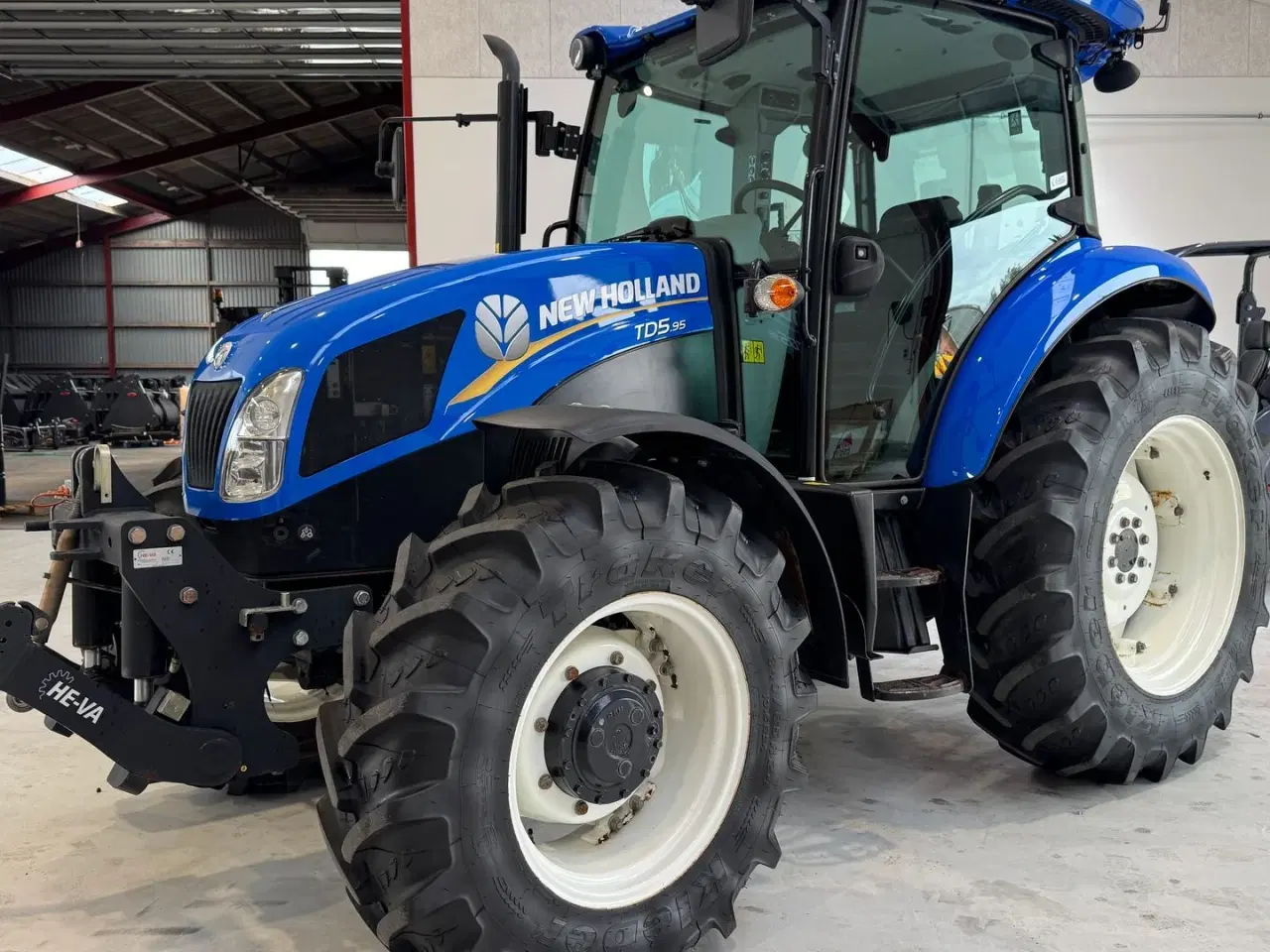 Billede 1 - New Holland TD5.85 KUN 150 TIMER OG AIRCON!