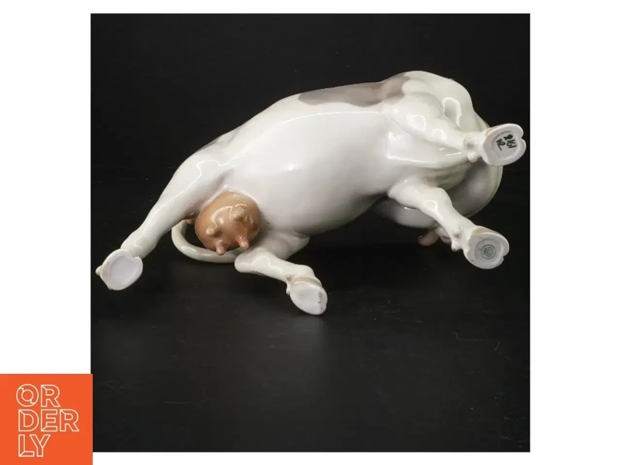 Billede 2 - Porcelænsfigur af ko fra B&G (str. 23 cm)