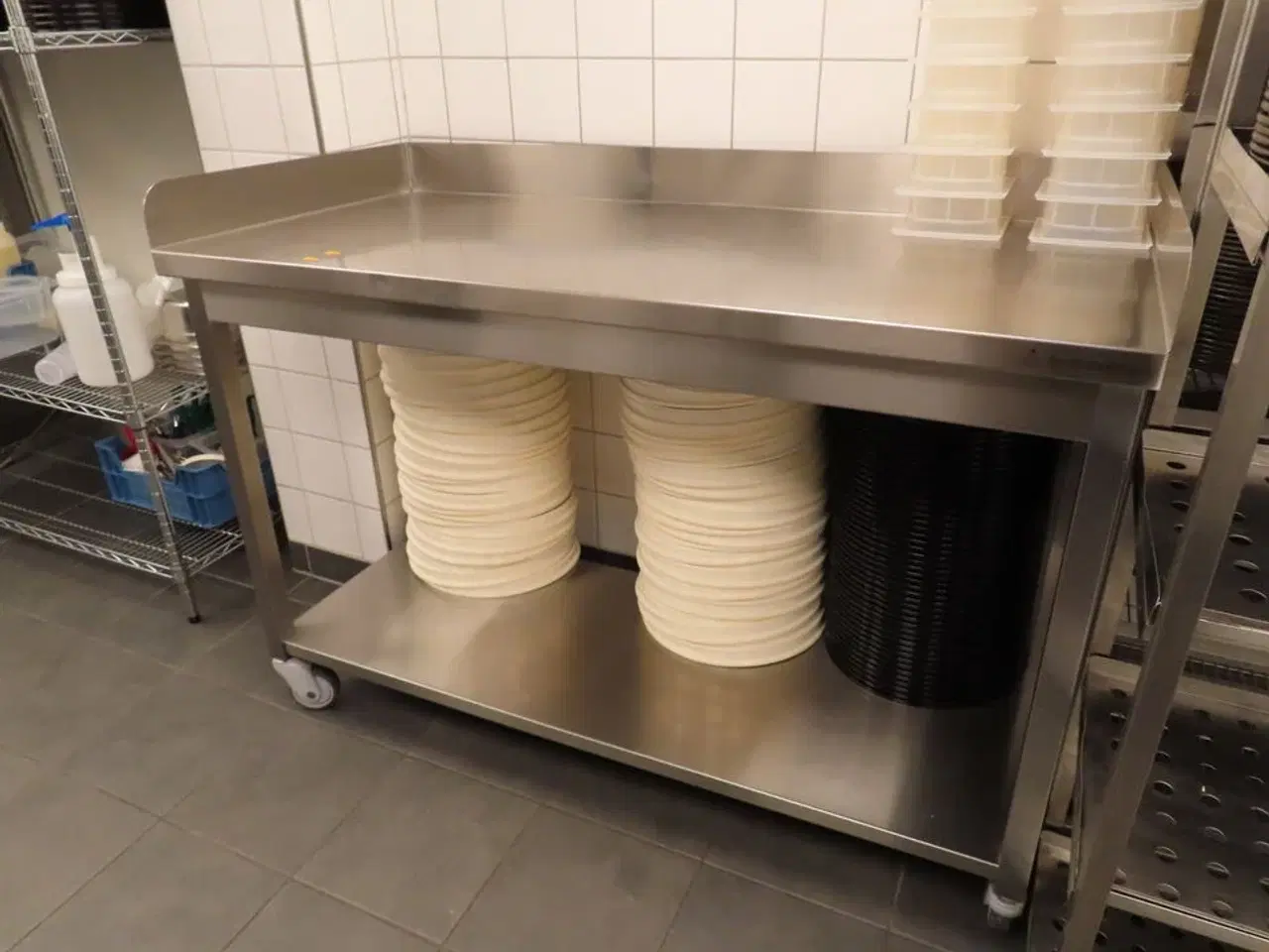 Billede 2 - Stålbord på hjul GP PRODUCTION