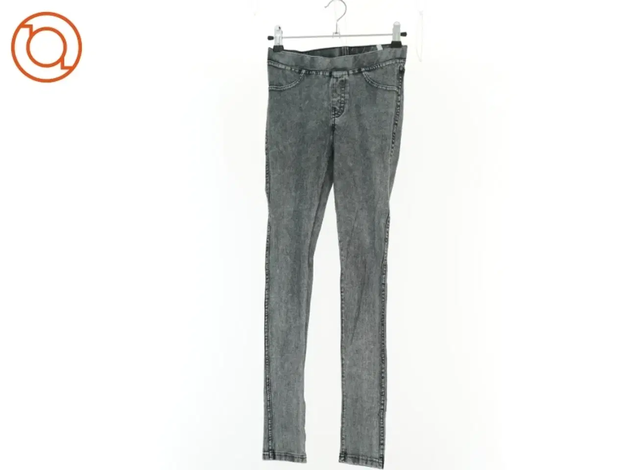 Billede 1 - Jeans fra H&M (str. 152 cm)