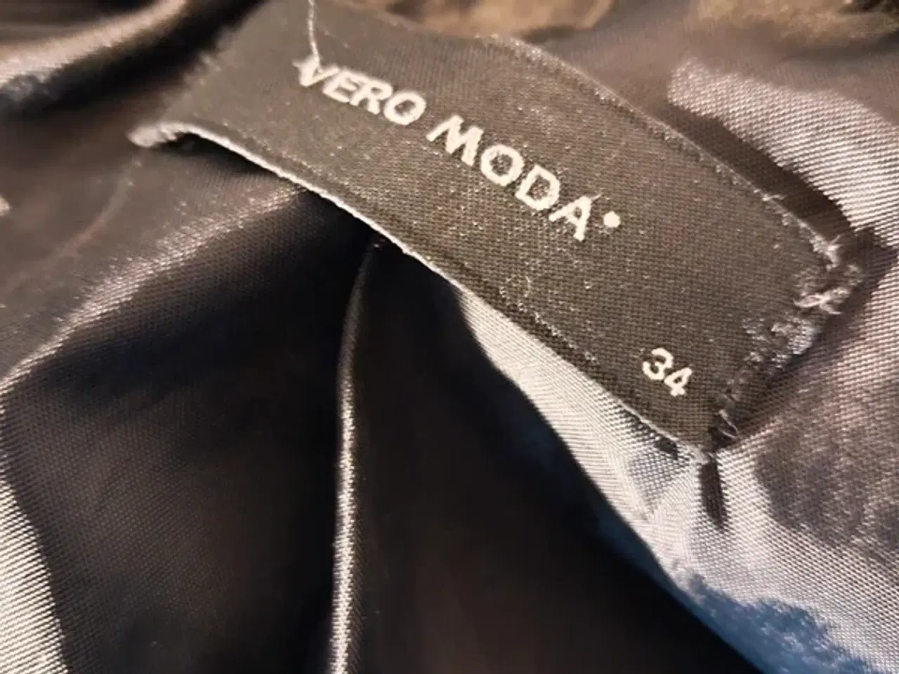 Billede 12 - Vero Moda str. 34 blazer