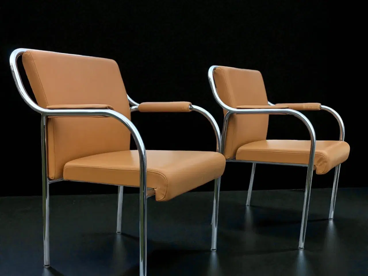 Billede 5 - Sæt af 2 Bauhaus-inspirerede armstole fra 1970’ern