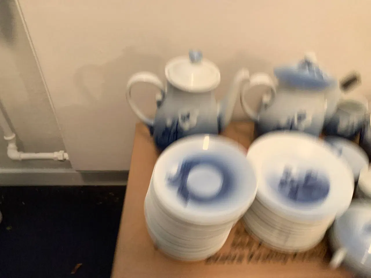 Billede 2 - Fint Julerose stel