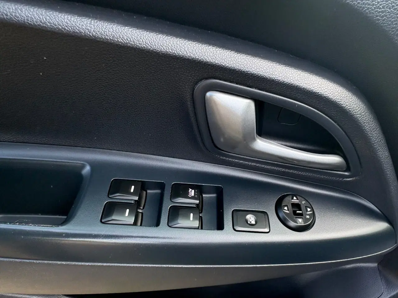Billede 17 - Kia Rio 1,1 CRDi 75 Comfort