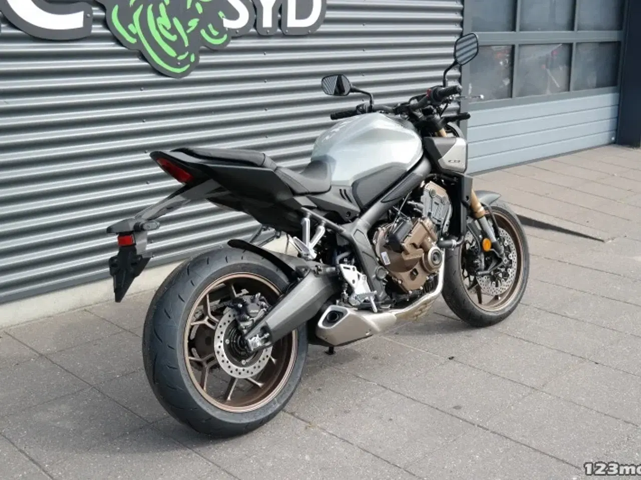 Billede 3 - Honda CB 650 RC MC-SYD BYTTER GERNE