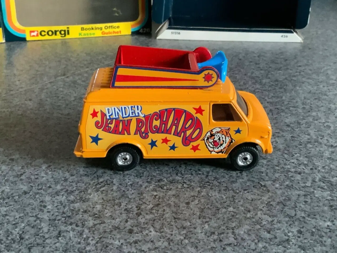 Billede 3 - Corgi Toys No. 426 Chevrolet Van. scale 1:36