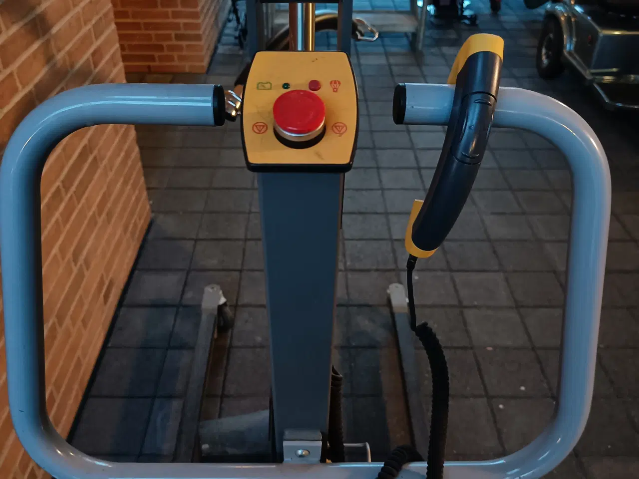 Billede 2 - Guldmann Gulvlift til person løft