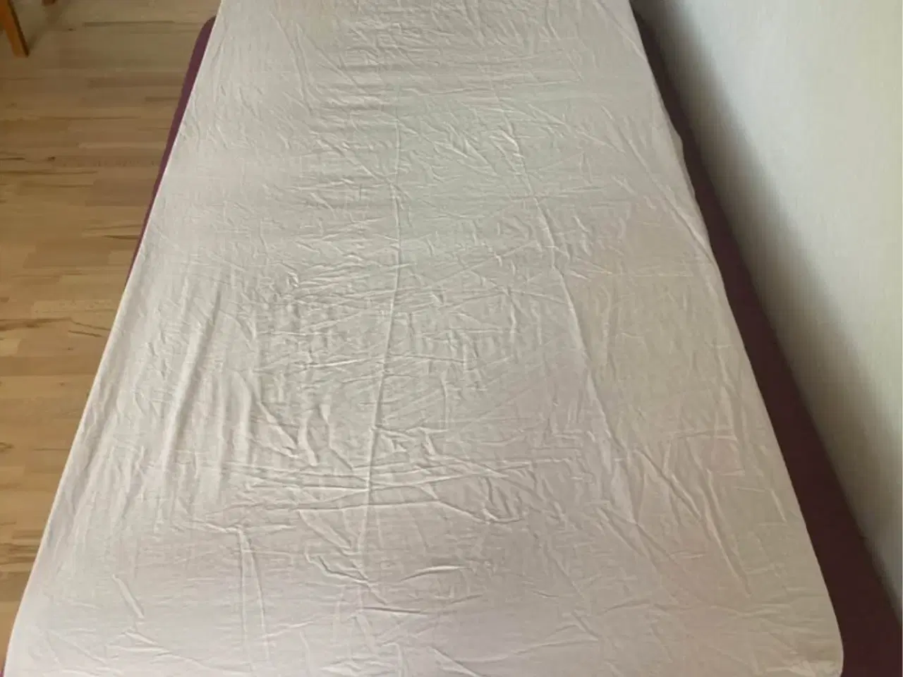 Billede 6 - Springmadres incl. 2x lagen.