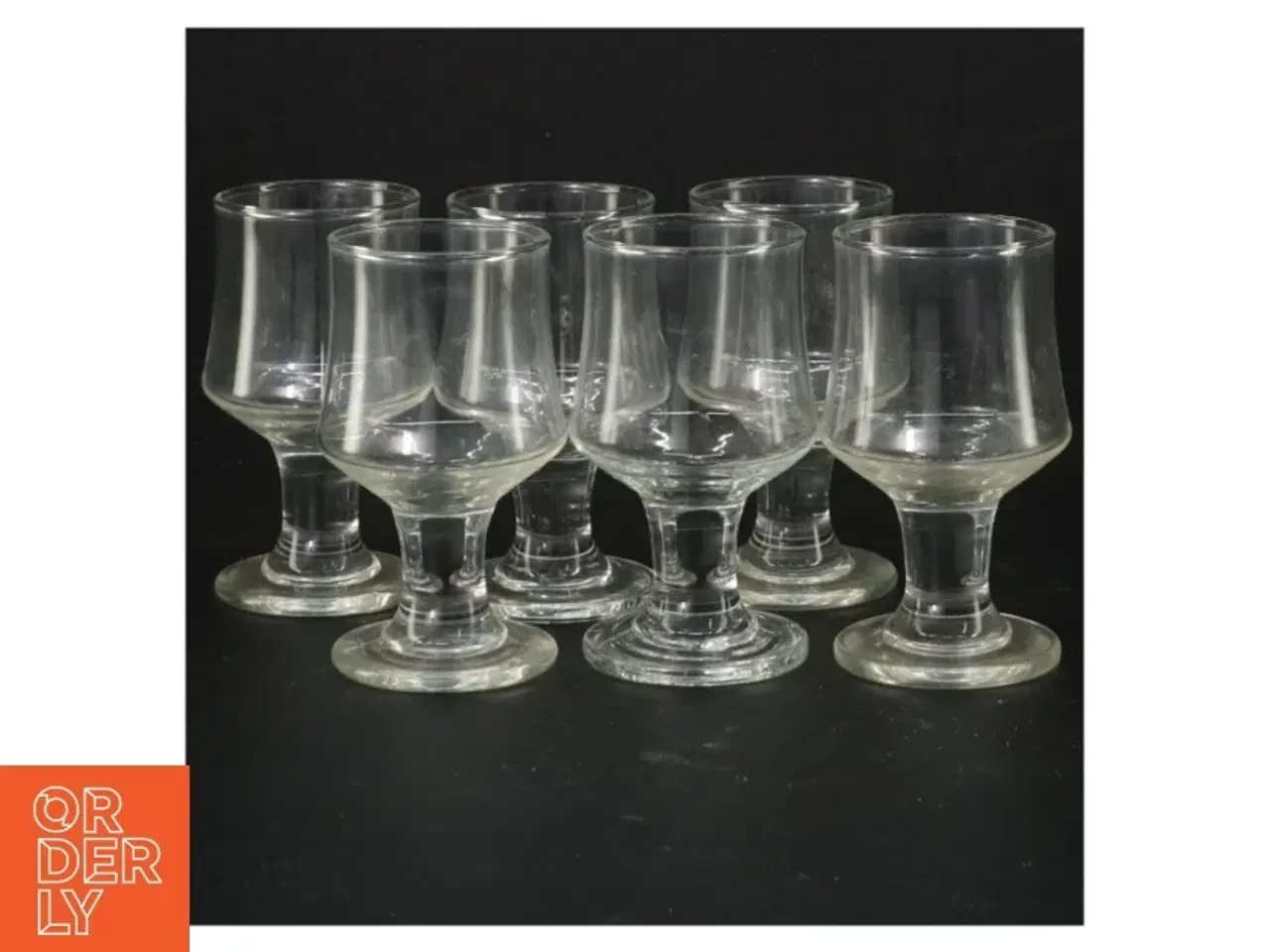 Billede 1 - Sæt med seks glas (str. 9 cm. 6 styk)