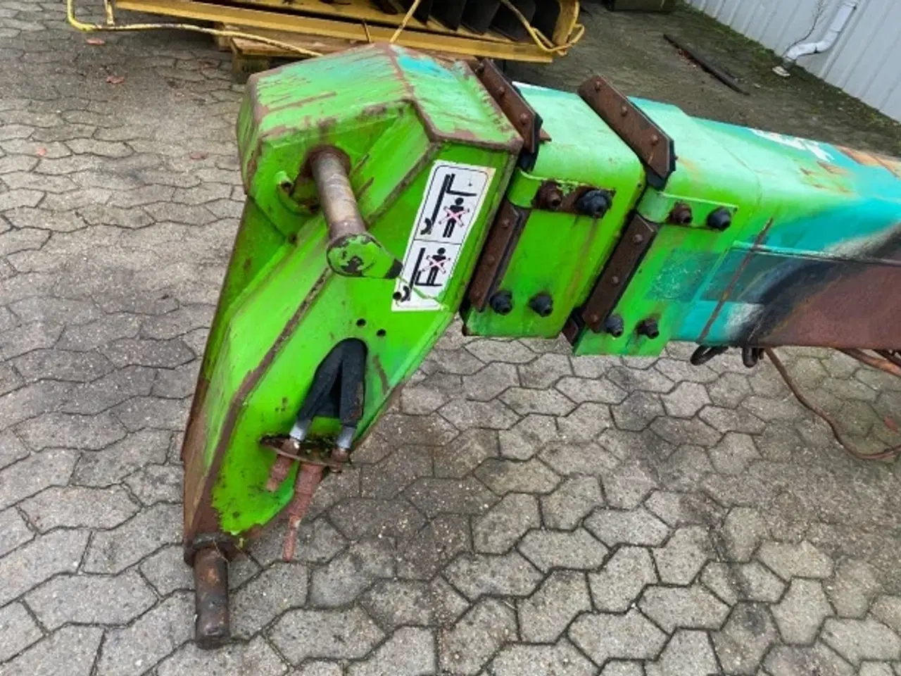 Billede 2 - Merlo Bom