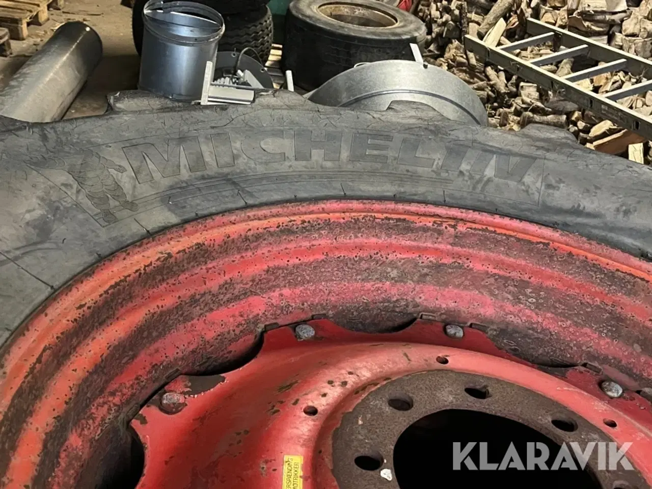 Billede 3 - Dæk med fælge Michelin 650/75 R38 2 styk