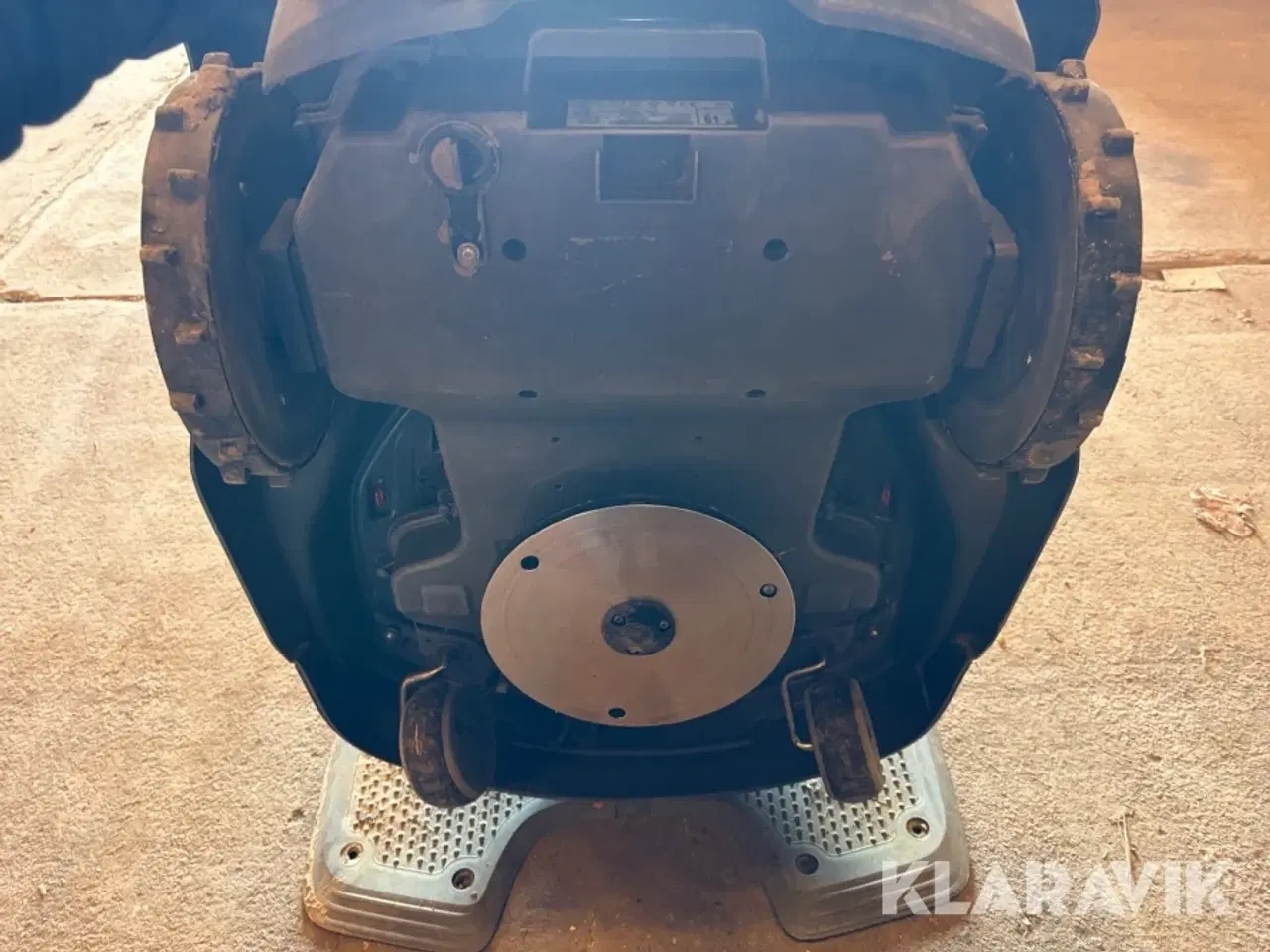 Billede 11 - Robot plæneklipper Husqvarna 550 med ladestation