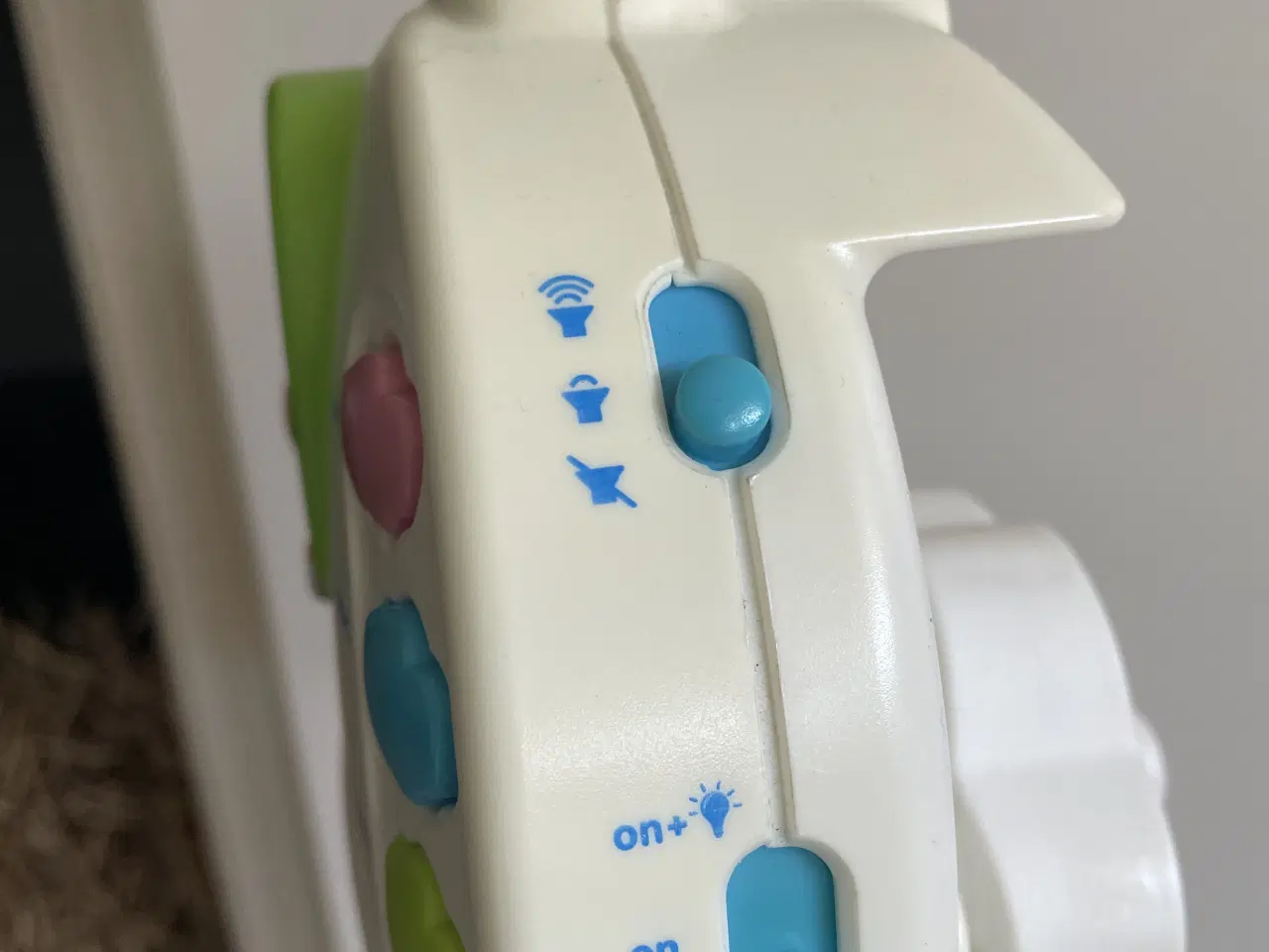 Billede 4 - Fischer-Price babymobile med musik og farverige fi