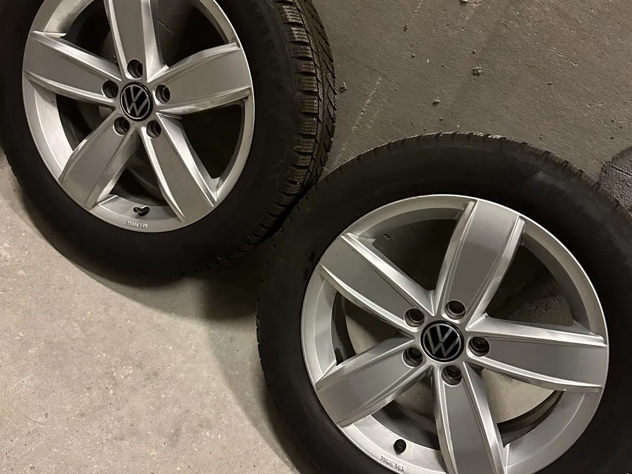 Billede 1 - Vinterdæk 4. Stk originale VW Passat 17” alufælger