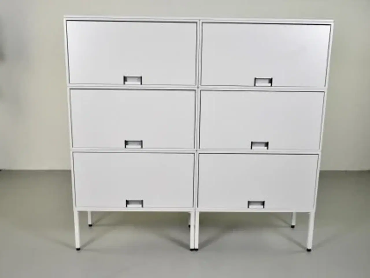 Billede 1 - Steelcase flexbox skab i hvid, 6 moduler