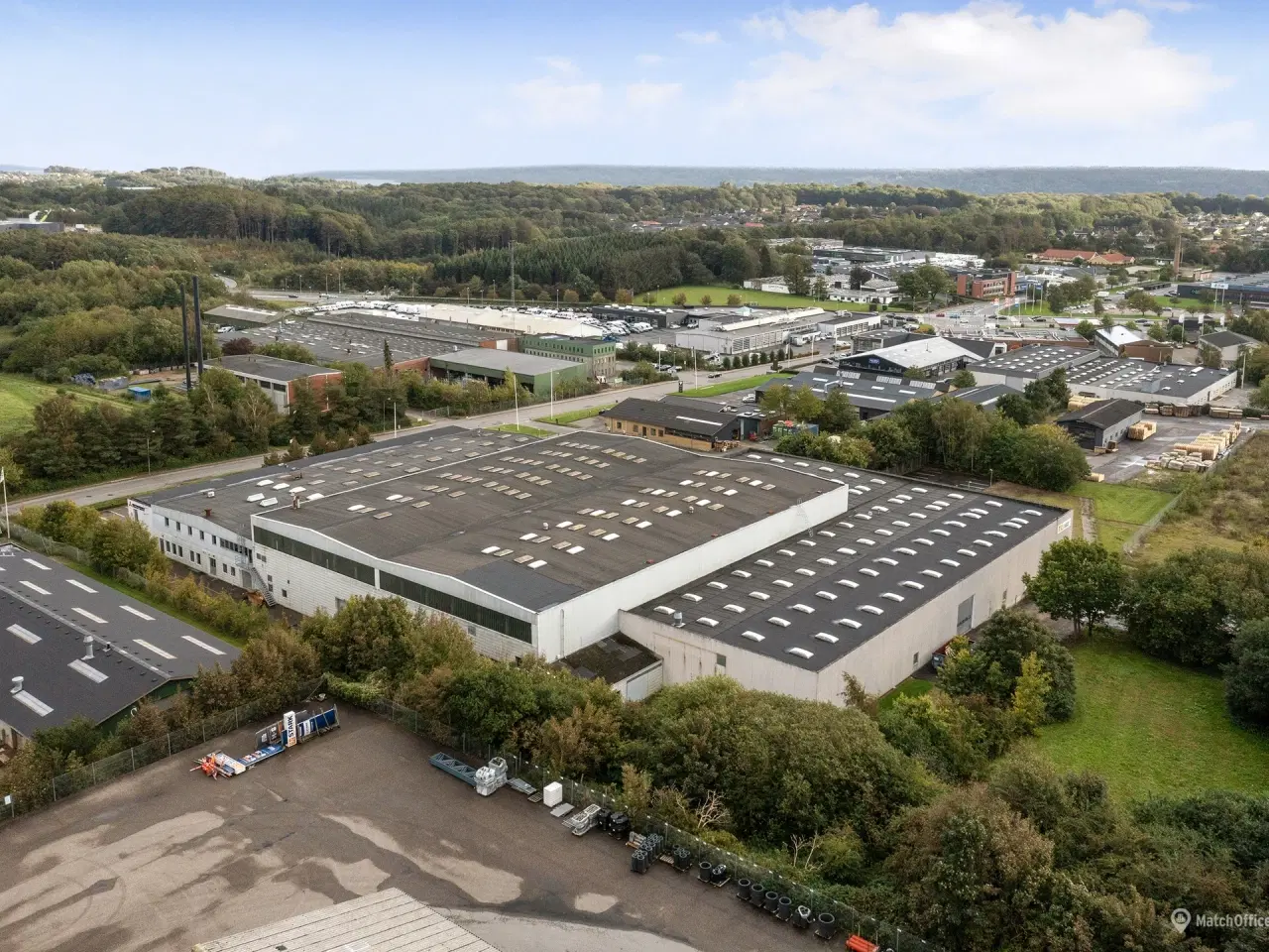 Billede 3 - Velbeliggende lager- og produktionsarealer med kontor på i alt 6.888 m²