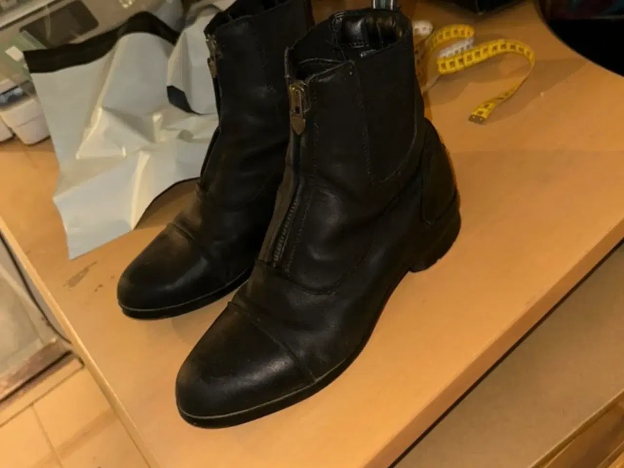 Billede 1 - Korte Ariat Heritage IV Zip Paddock str 41