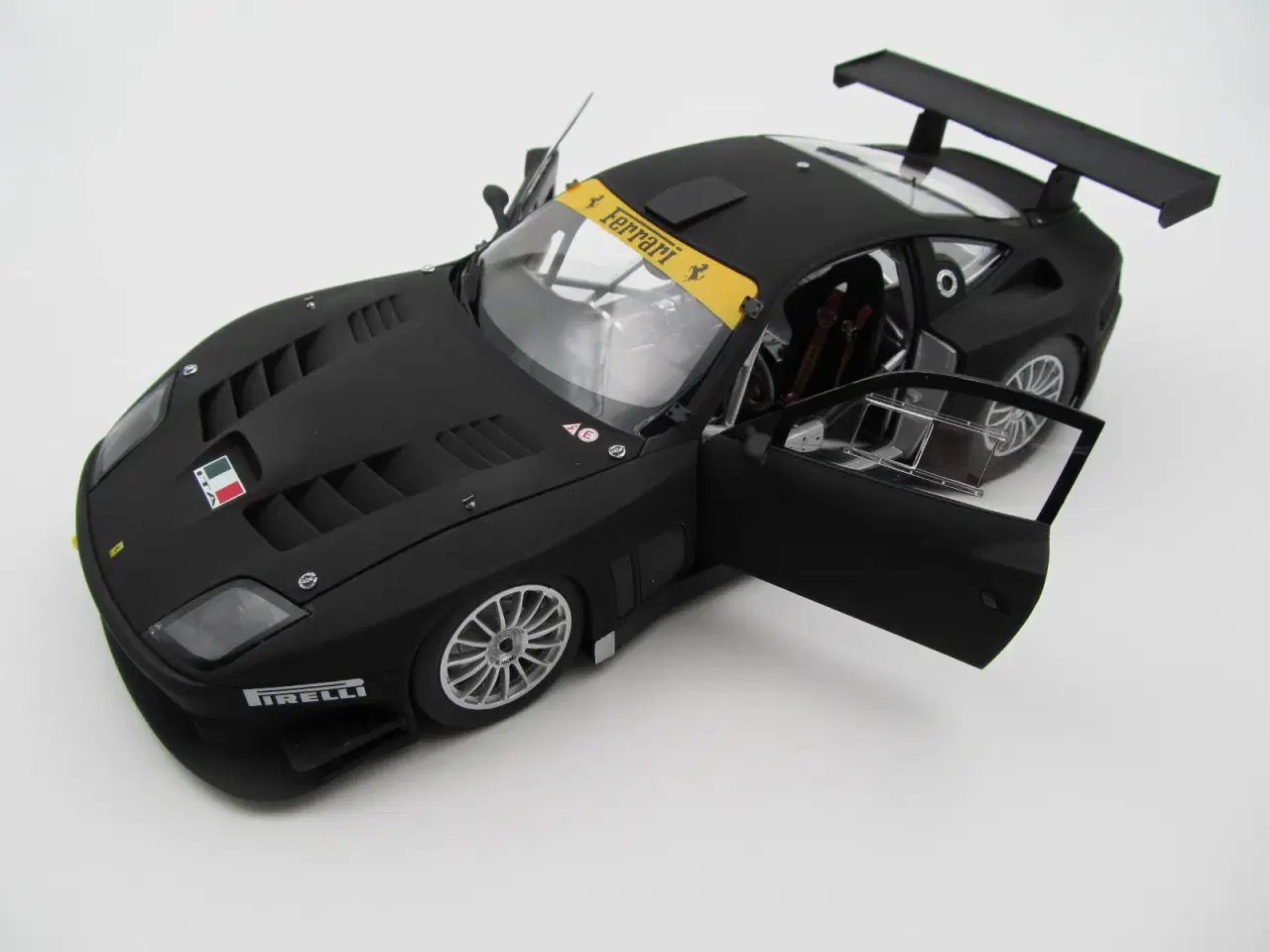 Billede 5 - 2005 Ferrari 575 GTC Evoluzione - 1:18 