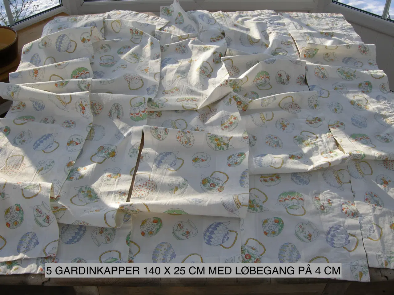 Billede 8 - 5 Vintagegardiner, Gardinkapper, Køkkengardiner