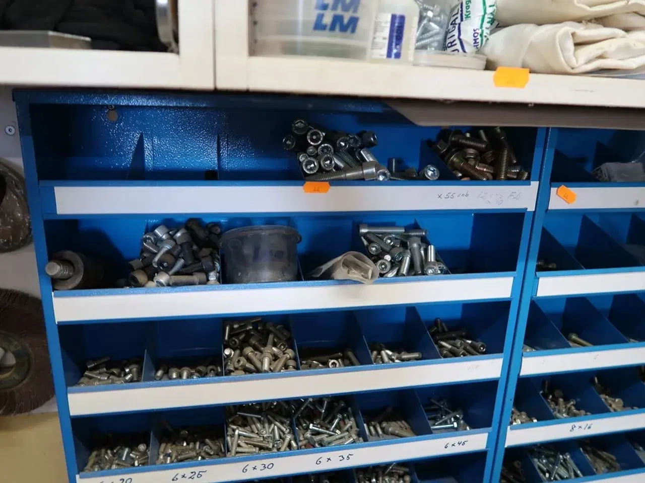 Billede 16 - Div. Skæreklinger, overfræser, værktøj m.m.