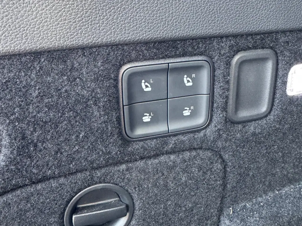 Billede 8 - Hongqi E-HS9 84 Comfort