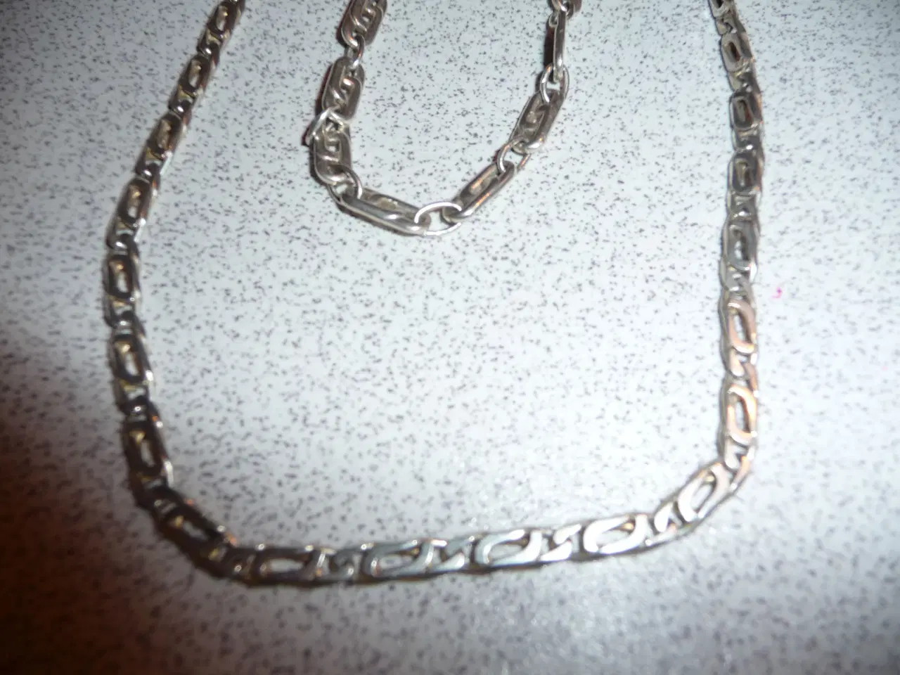 Billede 3 - Sølv halskæde og Armbånd