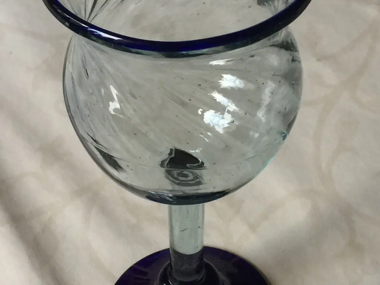 Billede 3 - Blå vaser, glasskåle, lysestage og hyacintglas