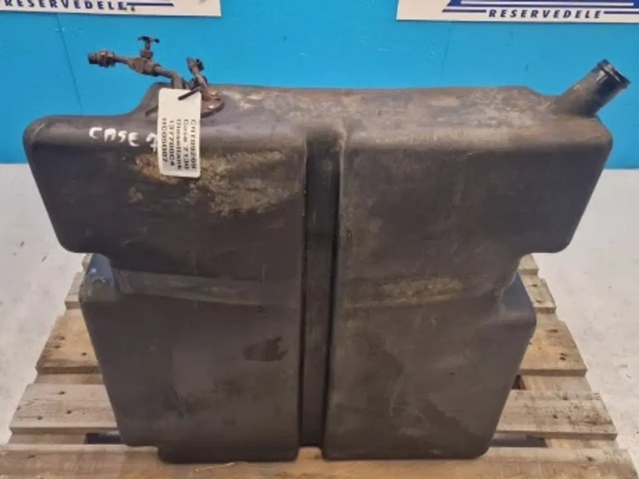 Billede 16 - Case 7130 Dieseltank 137700C4