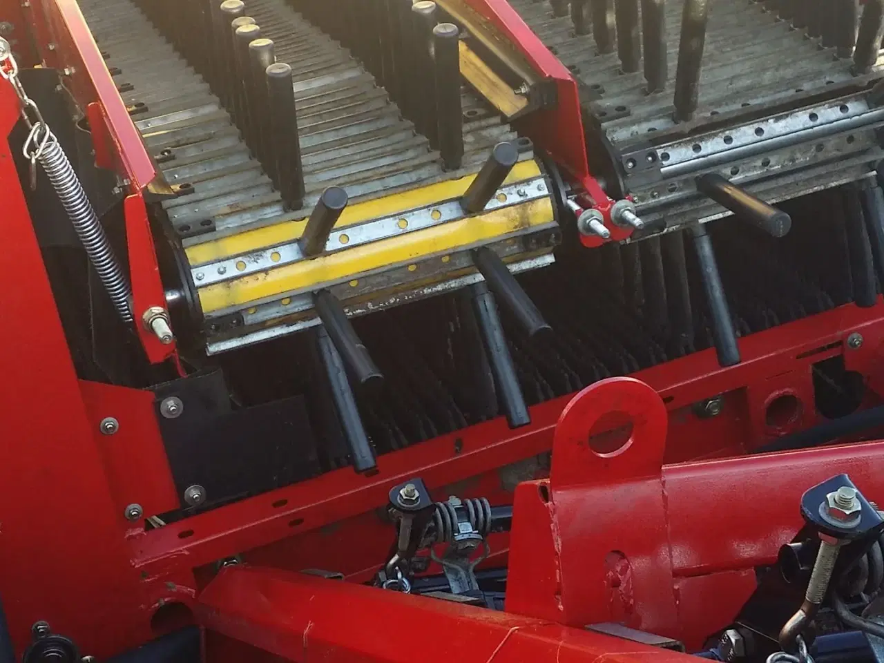 Billede 5 - Grimme SE 150-60 UB XXL Ny maskine årg. 2025 kun kørt 129 ha med hjultræk og ekstra bredde rensebånd.