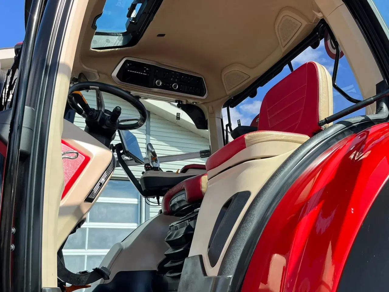 Billede 2 - Case IH Optum 300 CVX AFS Connect med frontlift og SafeGuard frem til 3/7-2026