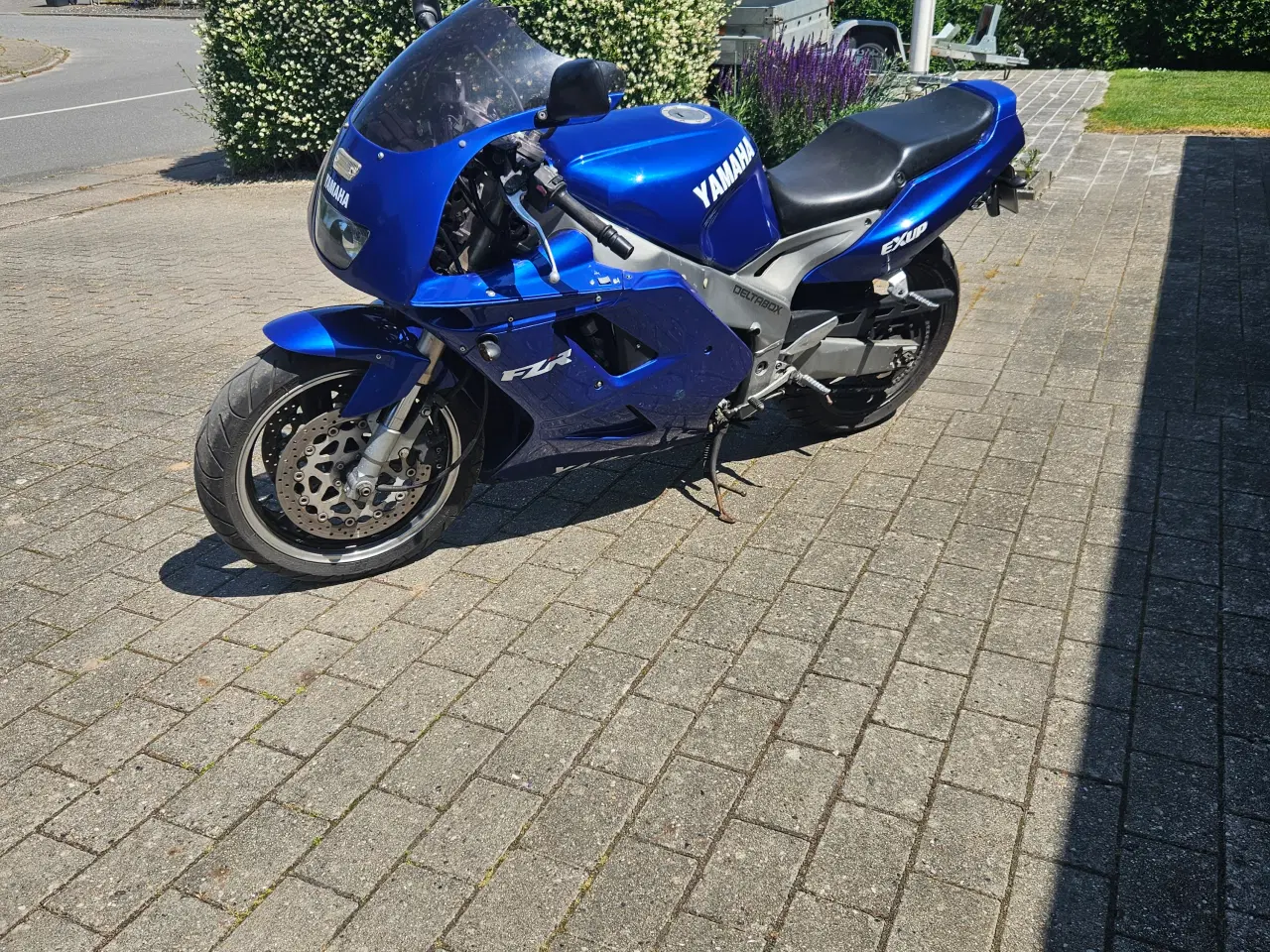 Billede 2 - Fin synt Yamaha fzr 1000 1995 sælges mega billig 