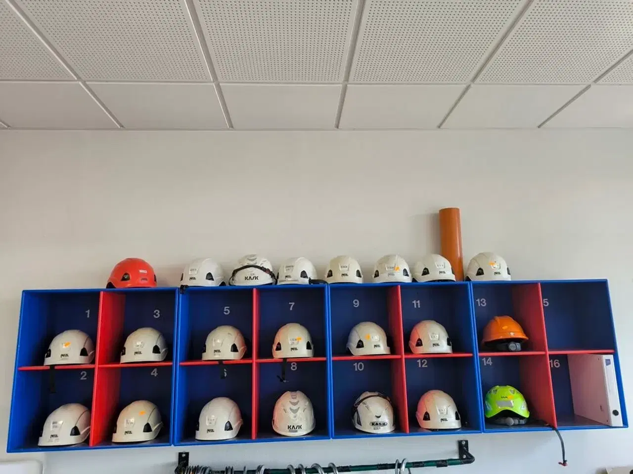 Billede 1 - 22 stk. hjelme