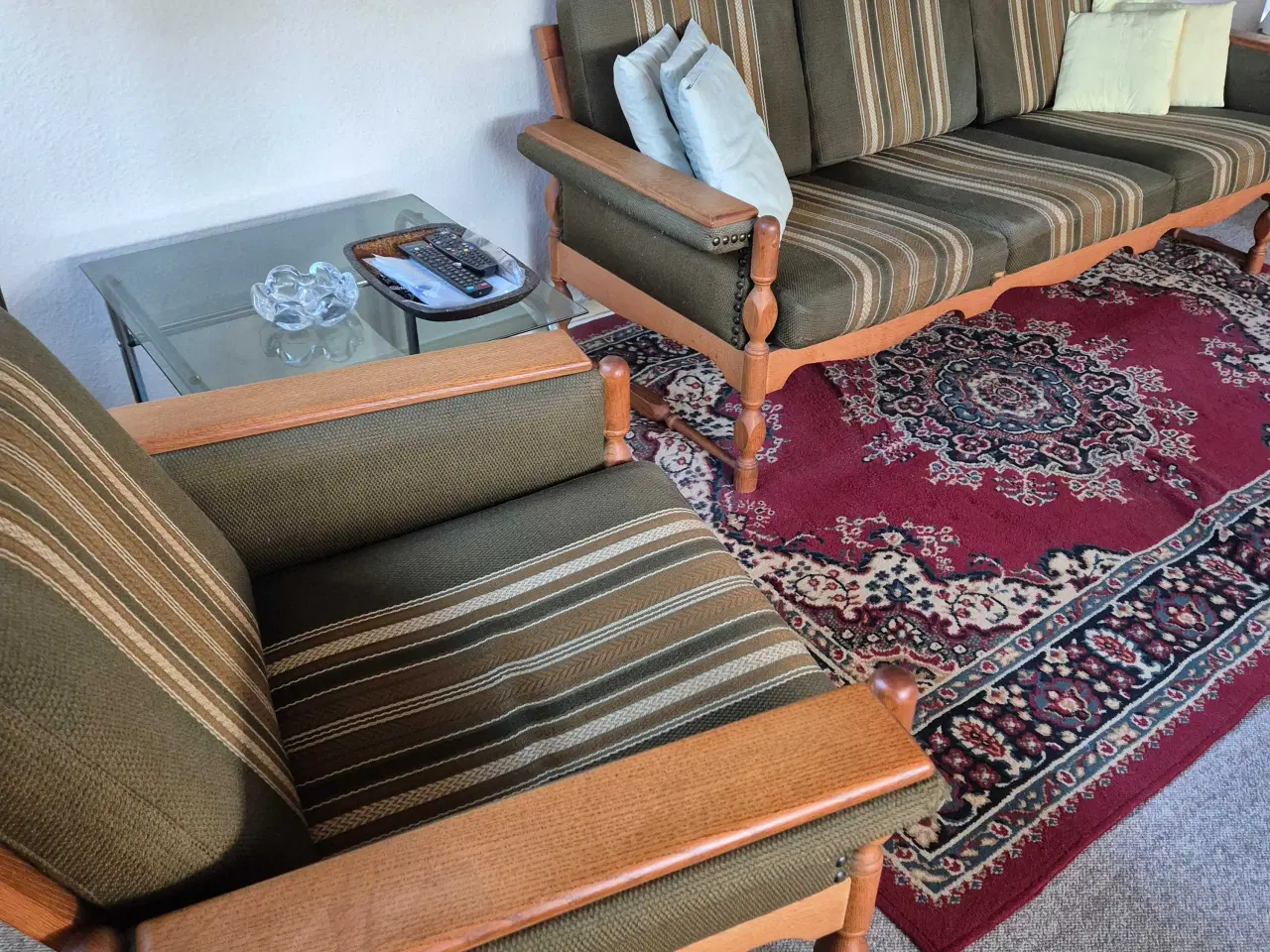 Billede 7 - Afsyrede egetræsmøbler