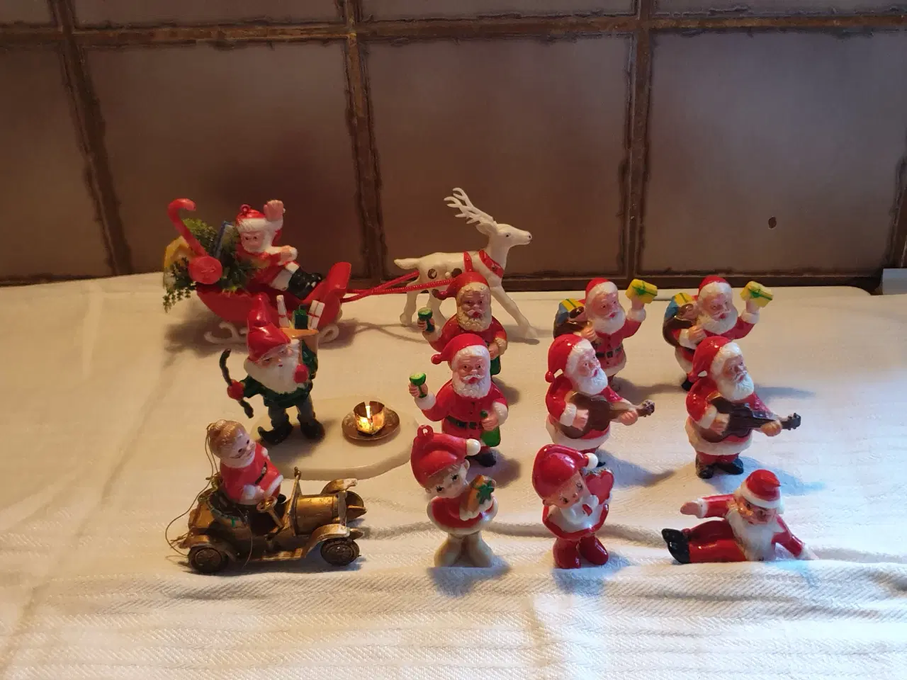 Billede 1 - Nisser gl plast nisser