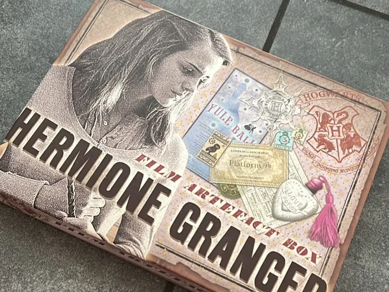 Billede 1 - Hermione Granger Film Artefact Box