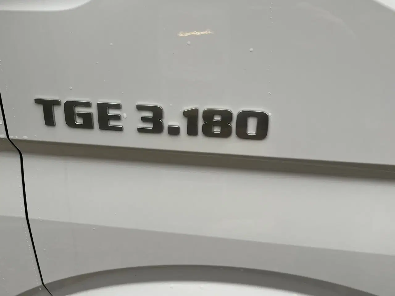 Billede 22 - MAN TGE 177HK MAN TGE med Box kasse og 750kg Z-lift