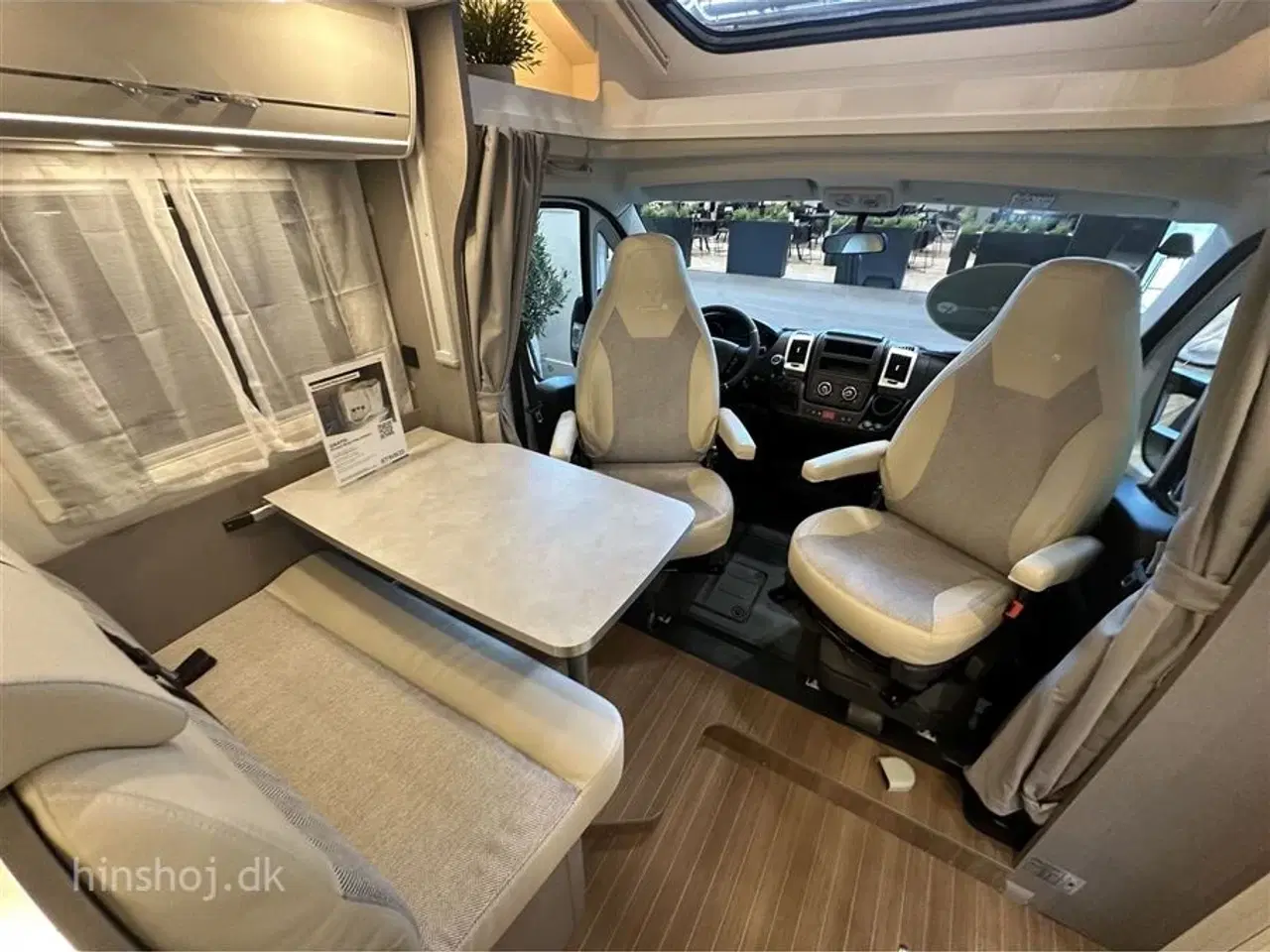 Billede 4 - 2025 - Hymer Etrusco T5900FB   Lækker delintegreret autocamper med automatgear fra Hinshøj Caravan