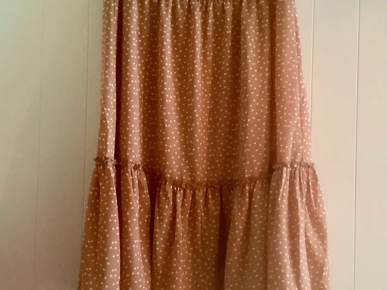 Billede 1 - JDY nederdel med flæser.XL.