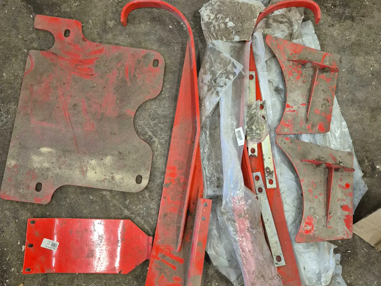 Billede 2 - Pöttinger dele (slæbesko, crimper og diverse)