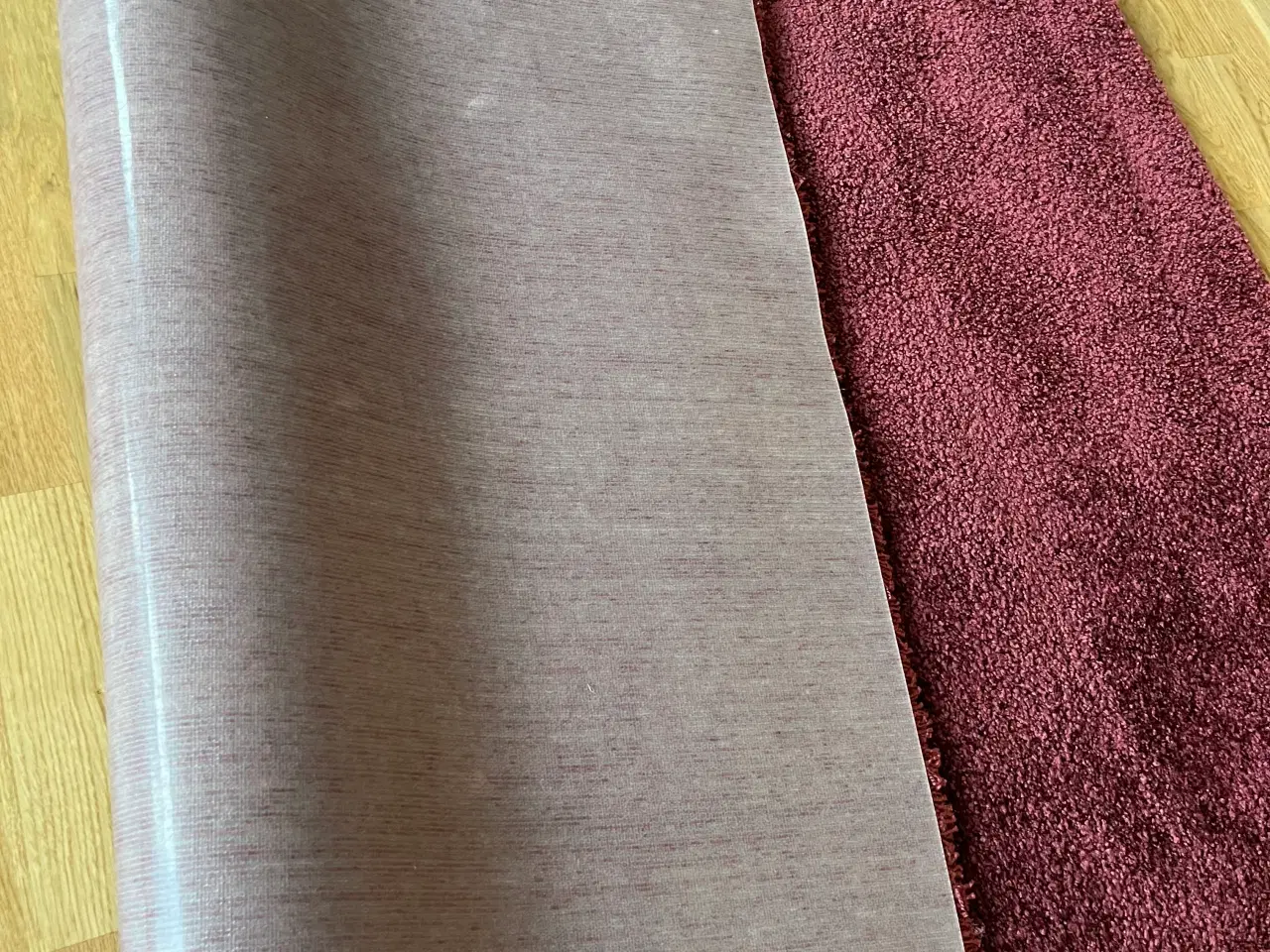 Billede 2 - Lille skridsikker løber 130cm