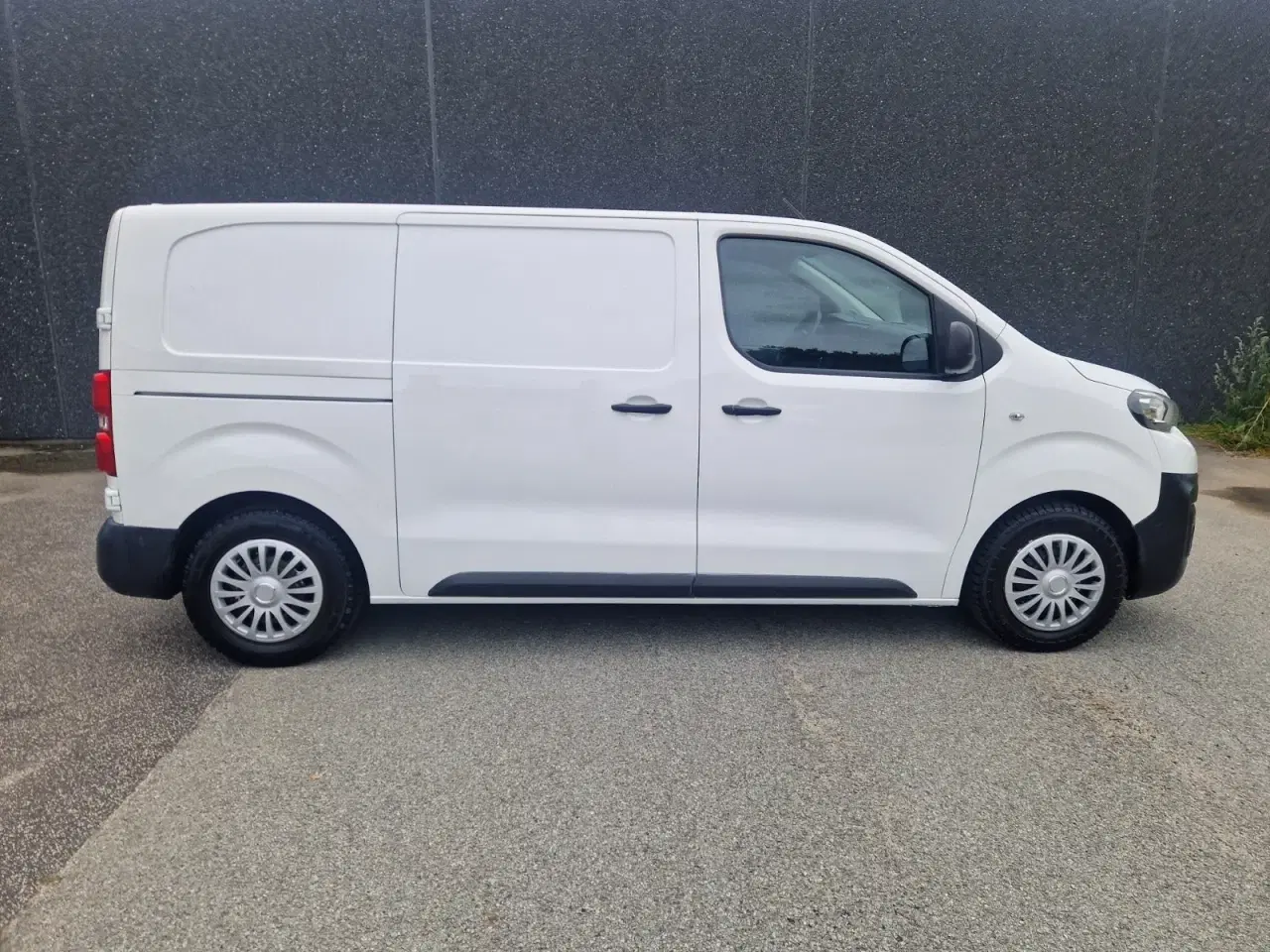 Billede 1 - Peugeot Expert 1,6 BlueHDi 115 L2 Plus Van