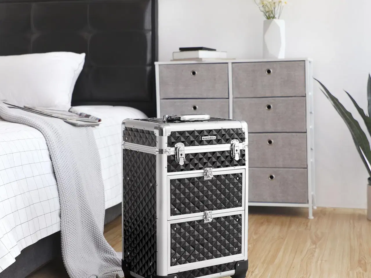 Billede 3 - Makeupkuffert på hjul låsbar, sort, 34 × 24 × 57 cm