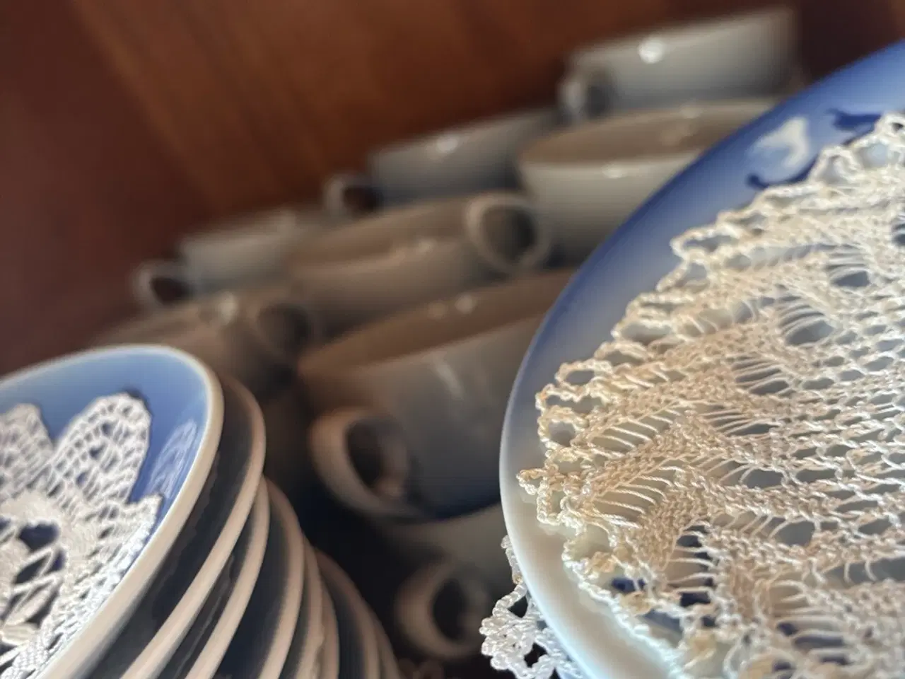 Billede 2 - Julerose, Kaffestel Sælges.