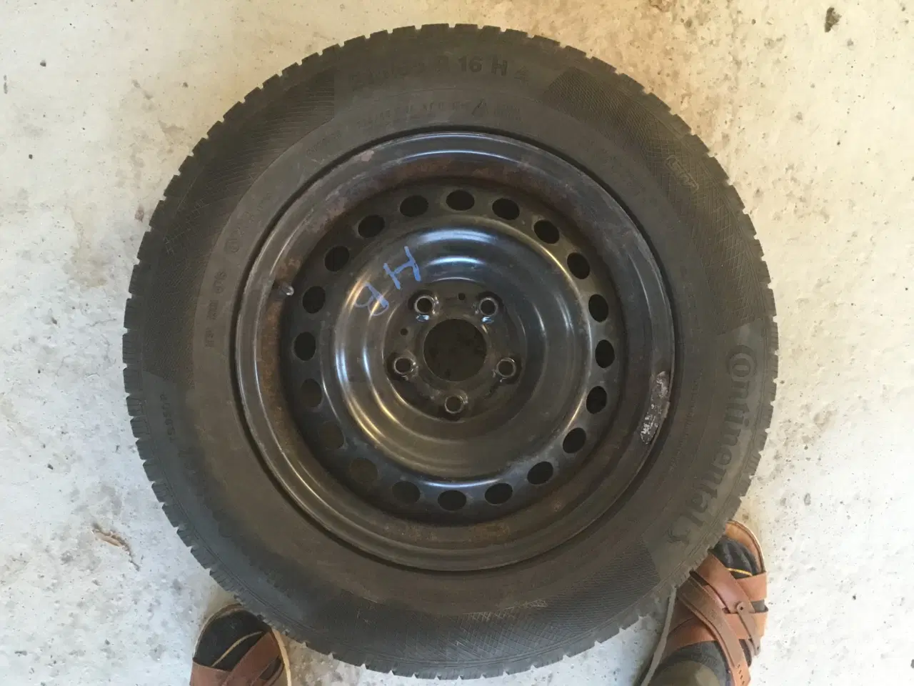 Billede 2 - Vinterdæk 215/65 R 16 H.  Bolt afstand 5x114,3. Me