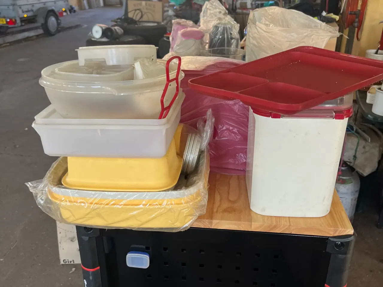 Billede 4 - Masser af Tupperware 