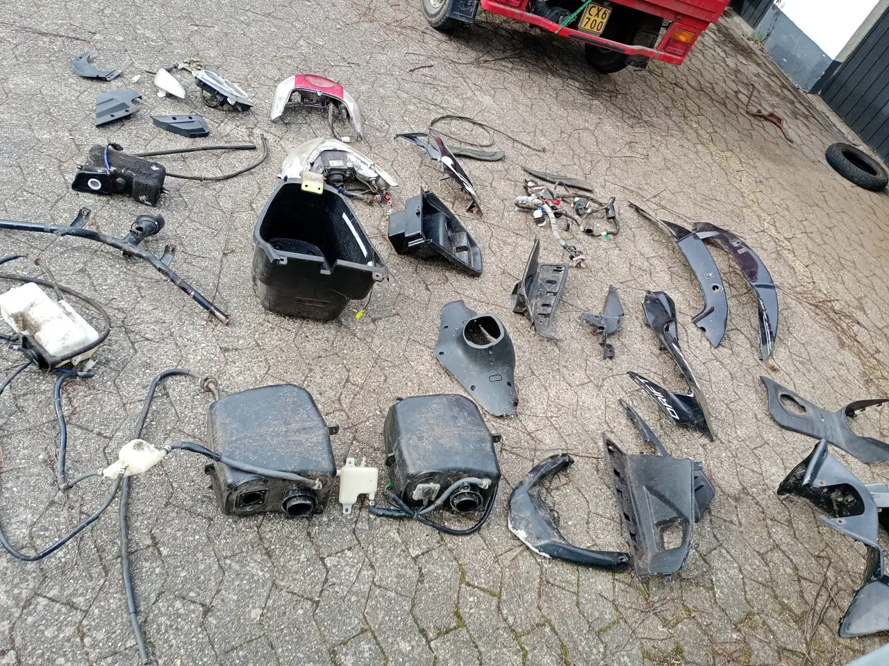 Billede 9 - Dele til pgo g-max sælges 