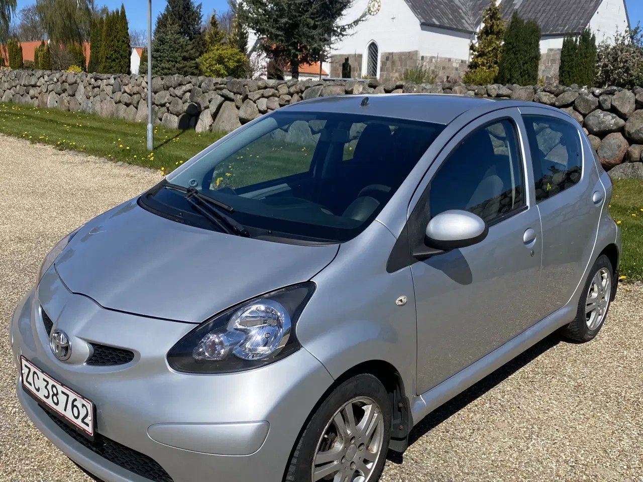 Billede 1 - Nysynet og økonomisk Toyota Aygo