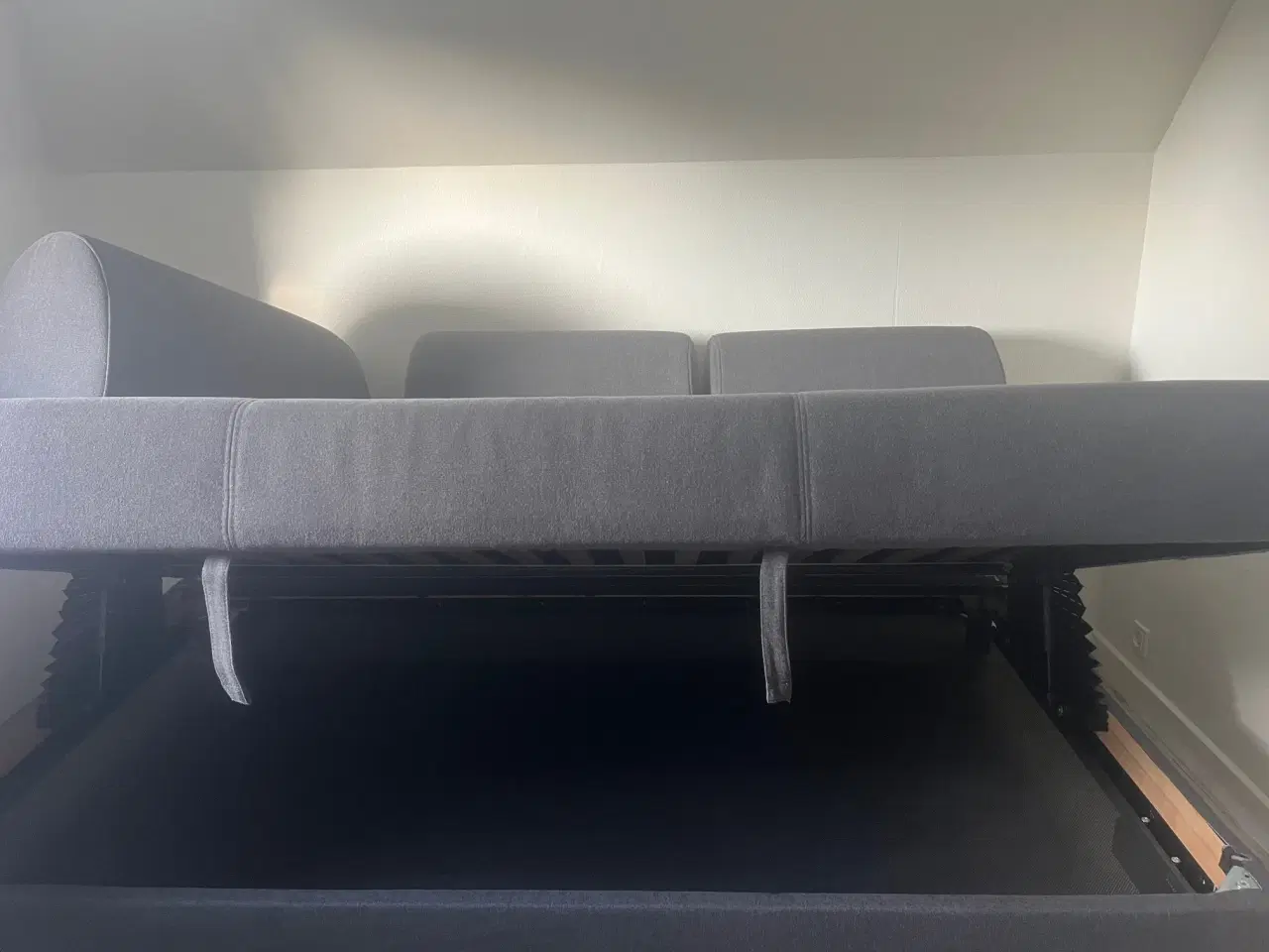 Billede 2 - Sovesofa, rigtig fin stand