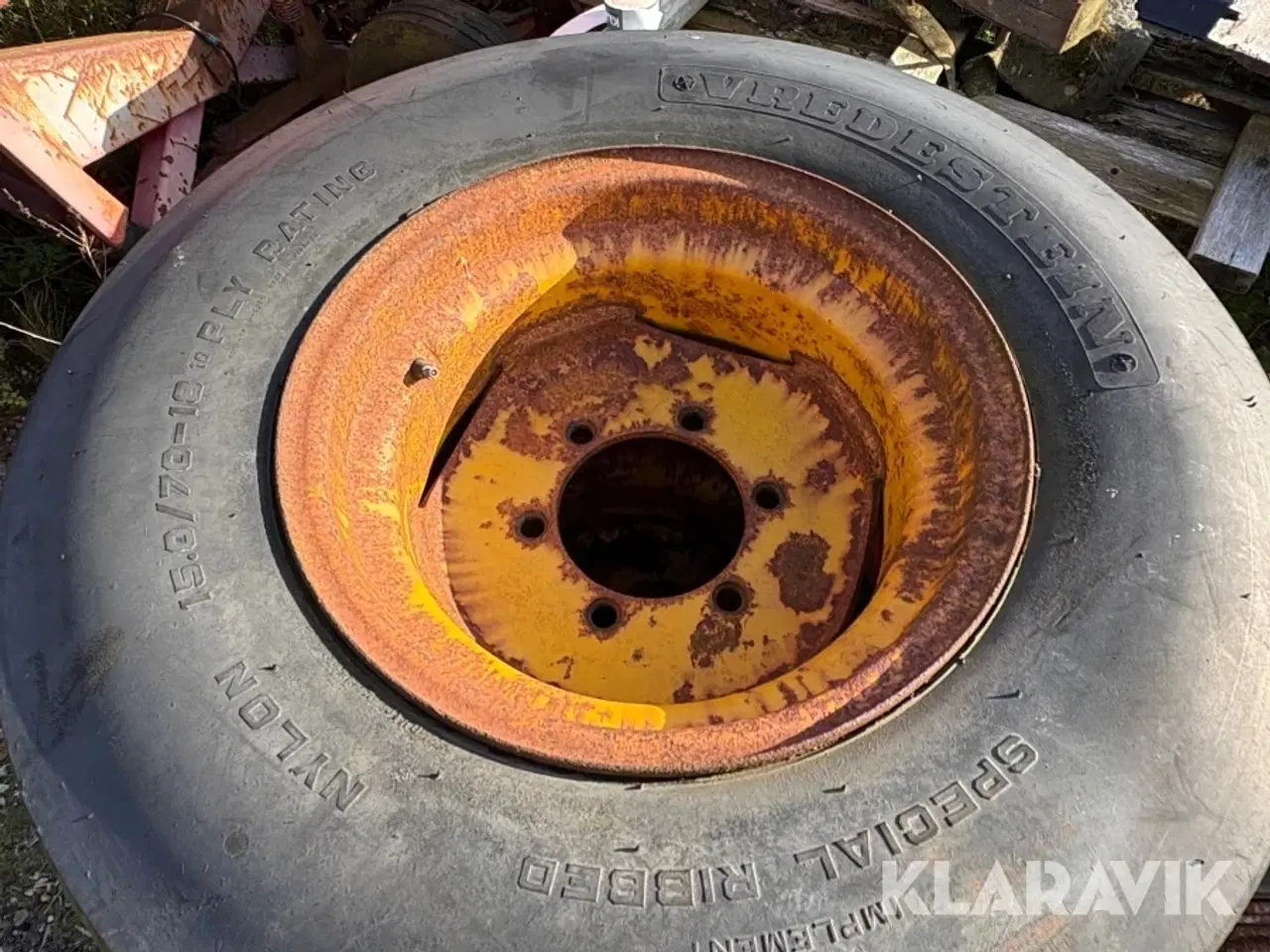 Billede 5 - Dæk 15/70-18 3 styk