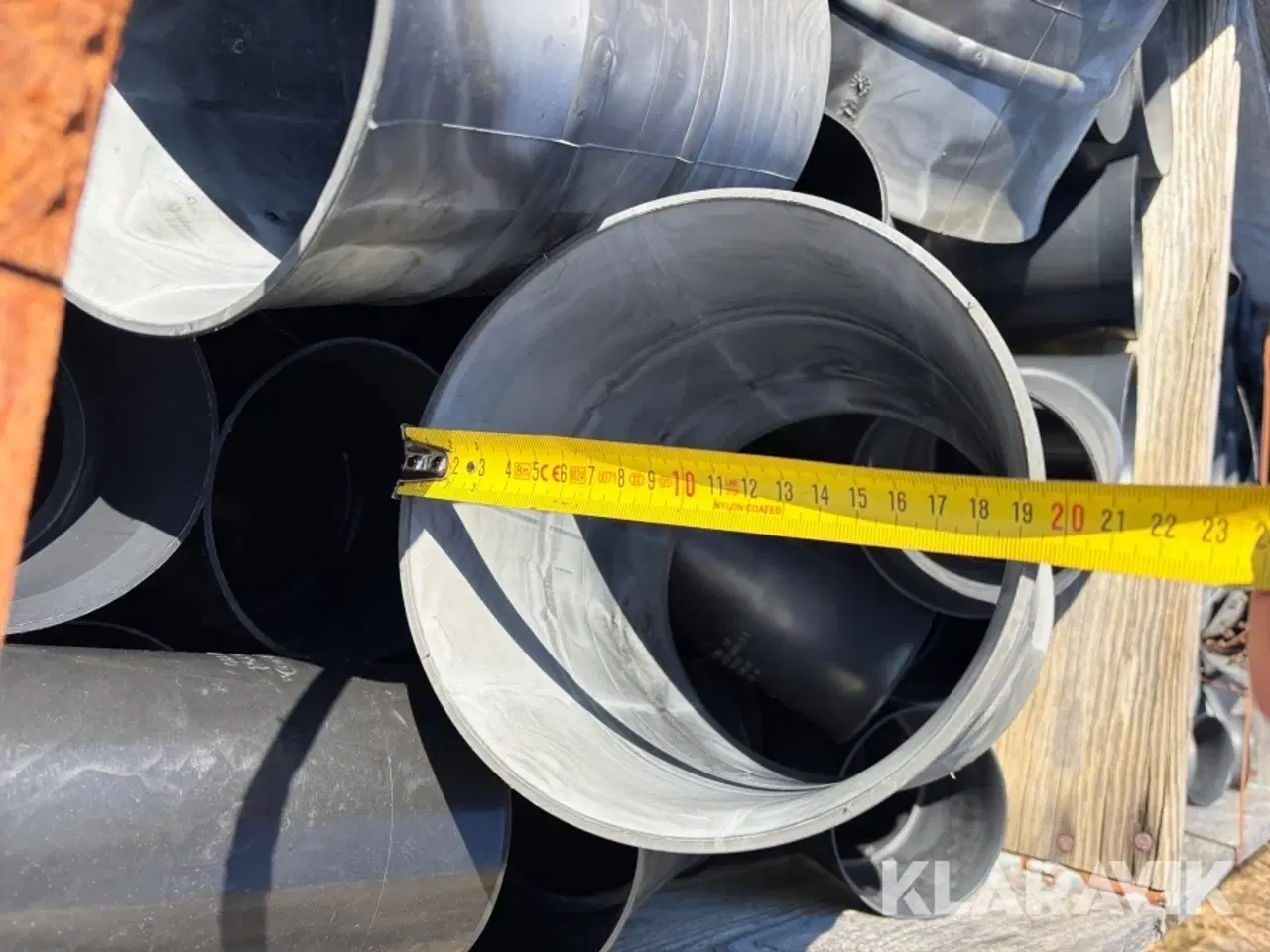 Billede 12 - Pvc fittings blandet lot 12 paller og en brønd